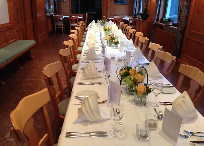 Hotel & Ohrnbachtal Weilbach